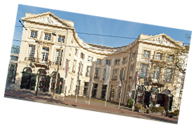 Touring The Hague with a Guide Sightseeing the Royal Theatre